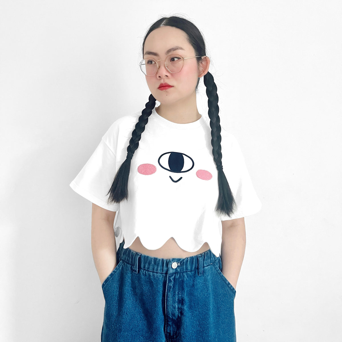 30% OFF BOO! Ghostie Scallop Hem Cropped T-shirt
