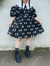 Yokai eye pattern puff sleeve smock dress