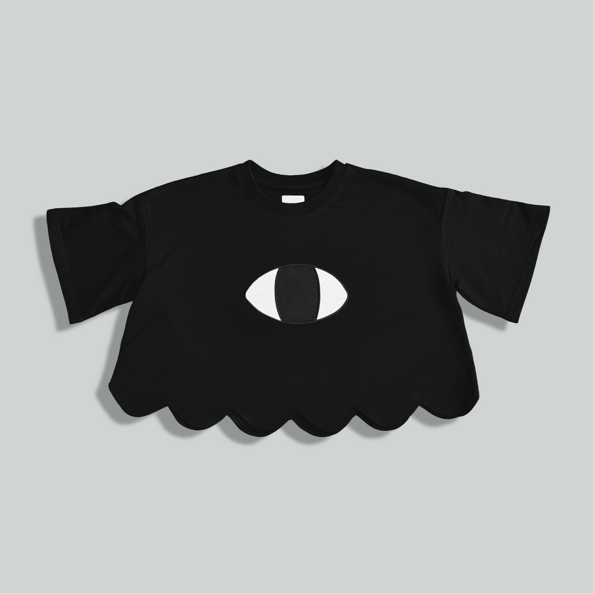 30% OFF BOO! Yokai Scallop Hem Cropped T-shirt