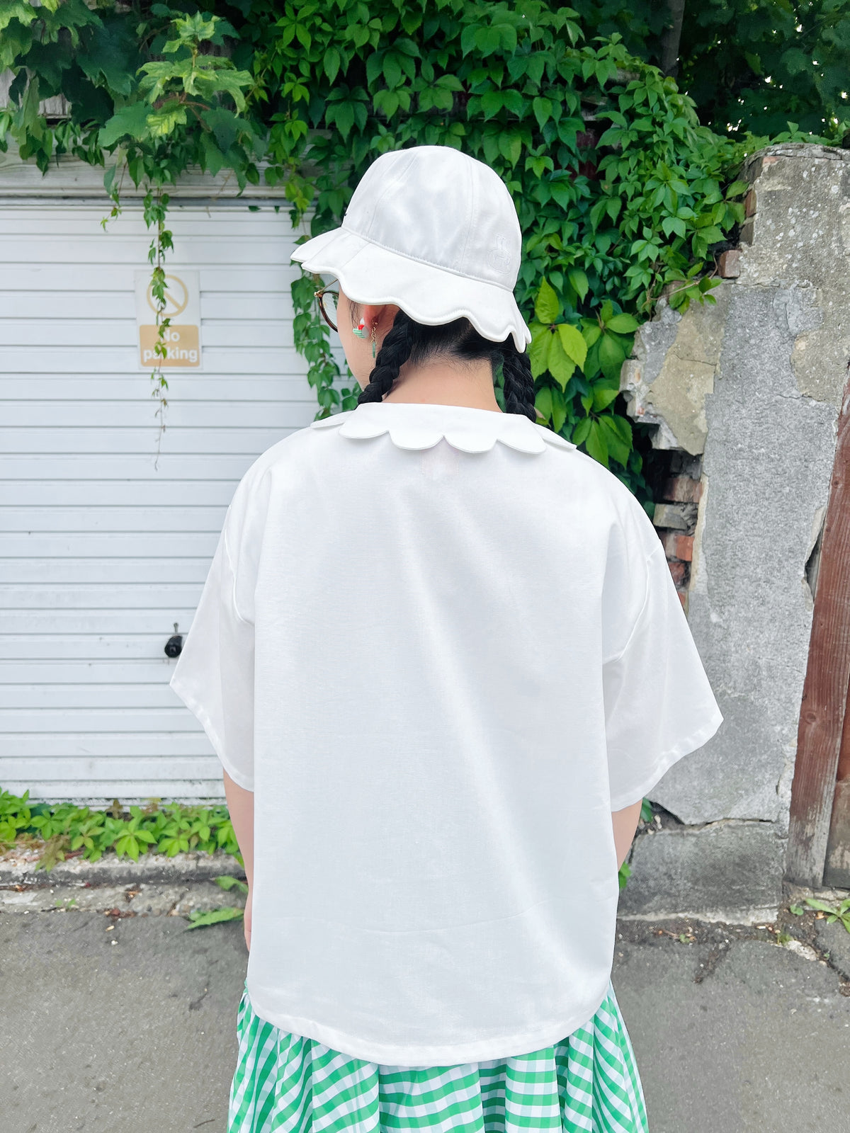 Petal Collar Oversize Shirt In Cream White 🍦